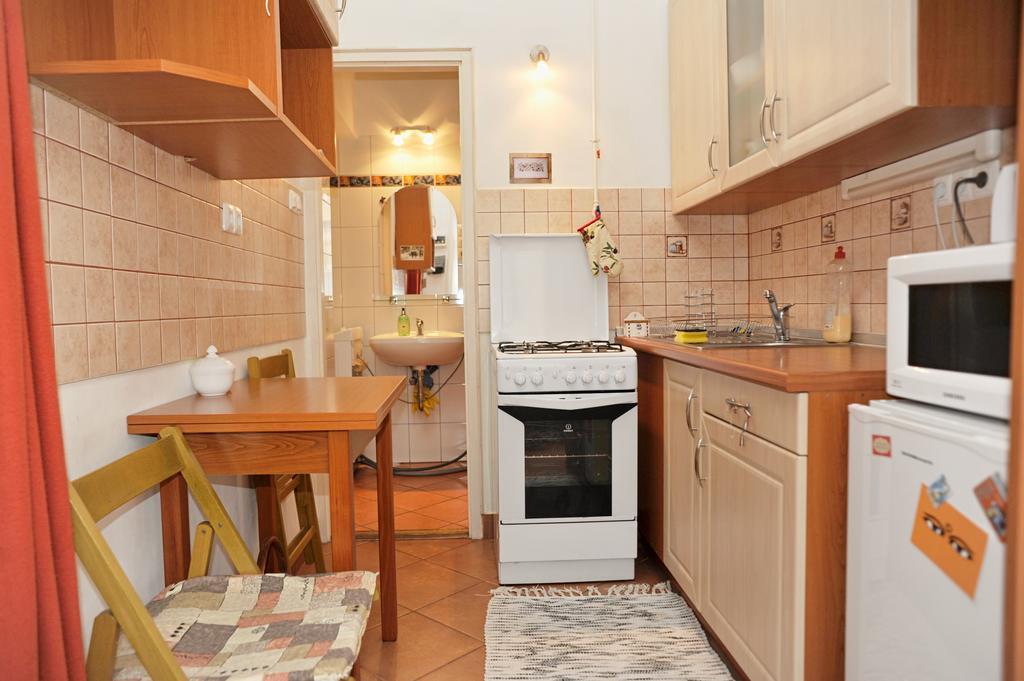 Zsofi Apartman Apartment *